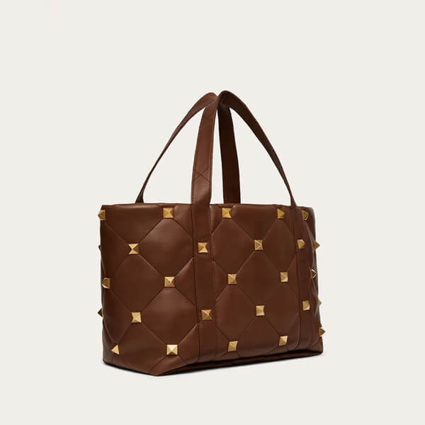 《VALENTINO》新作 ガラヴァーニ ローマンスタッズ トート VW0B0I91BSFW04